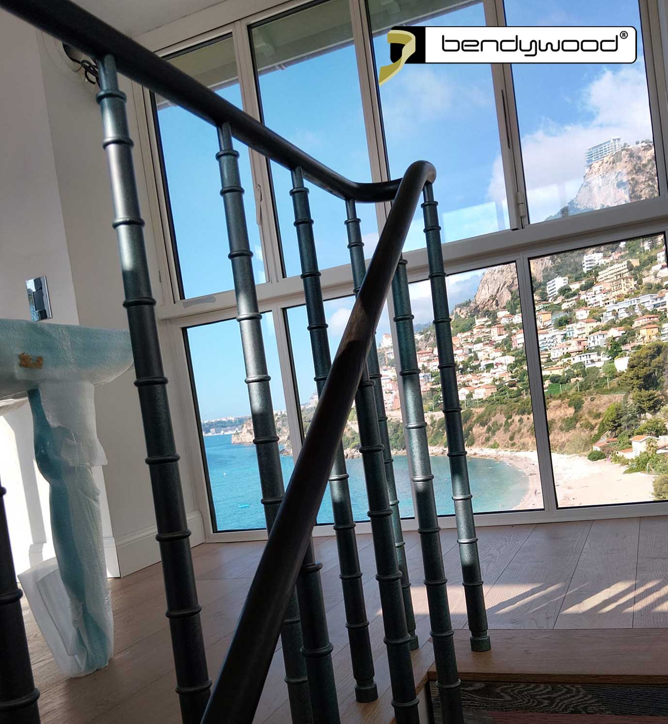 Elegante Lösung für gerade Geländer, mit Bendywood® - Handläufen möglich