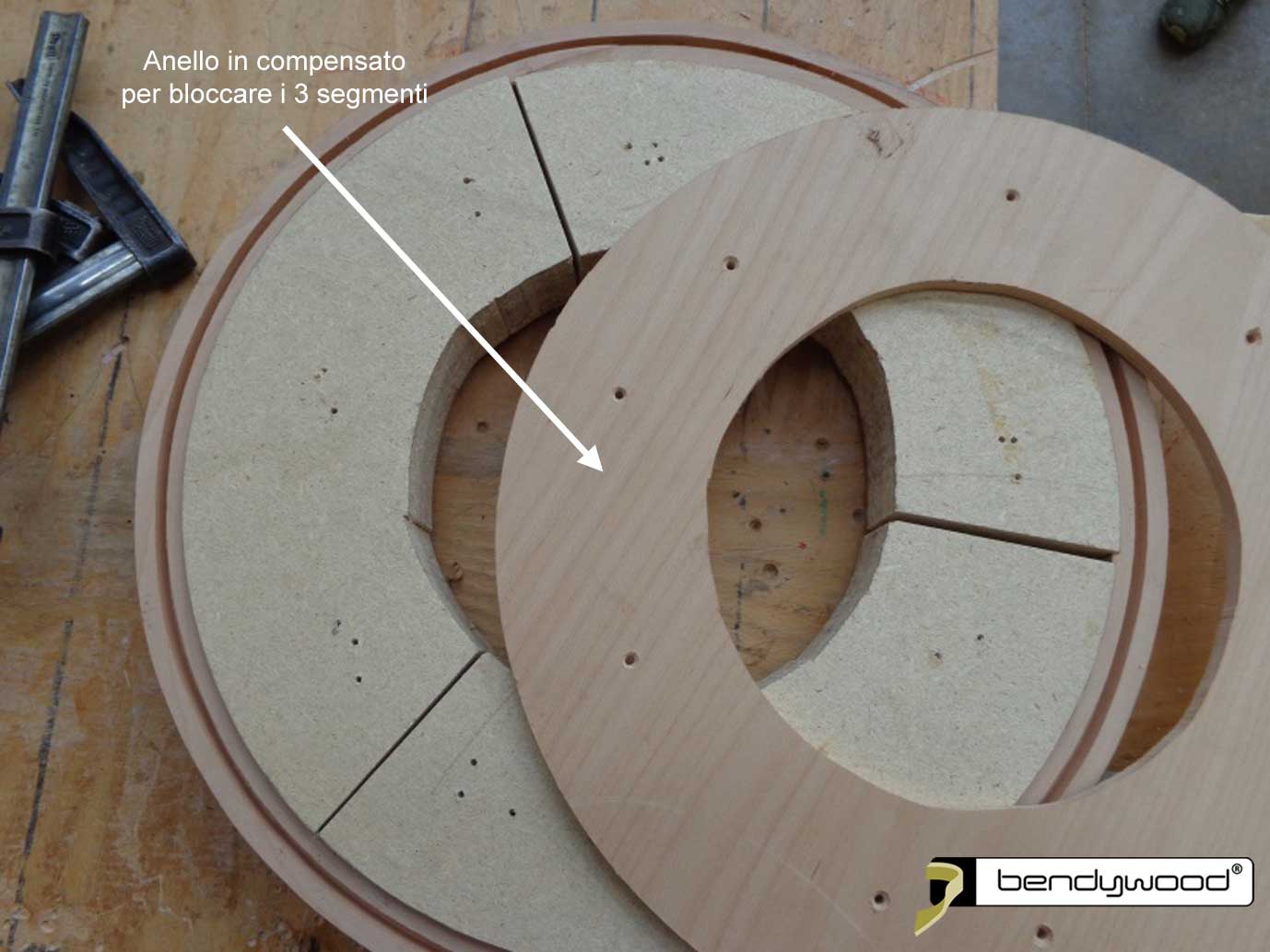 Anello in compensato - Lampadario in Bendywood®
